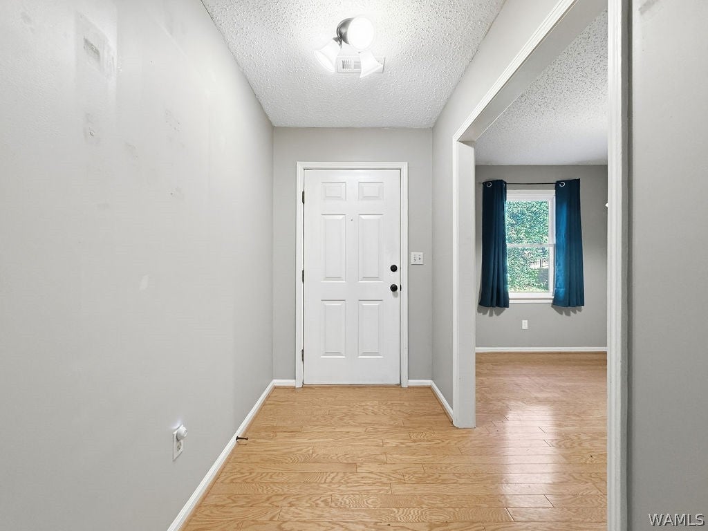 6125 Autumnwood Lane