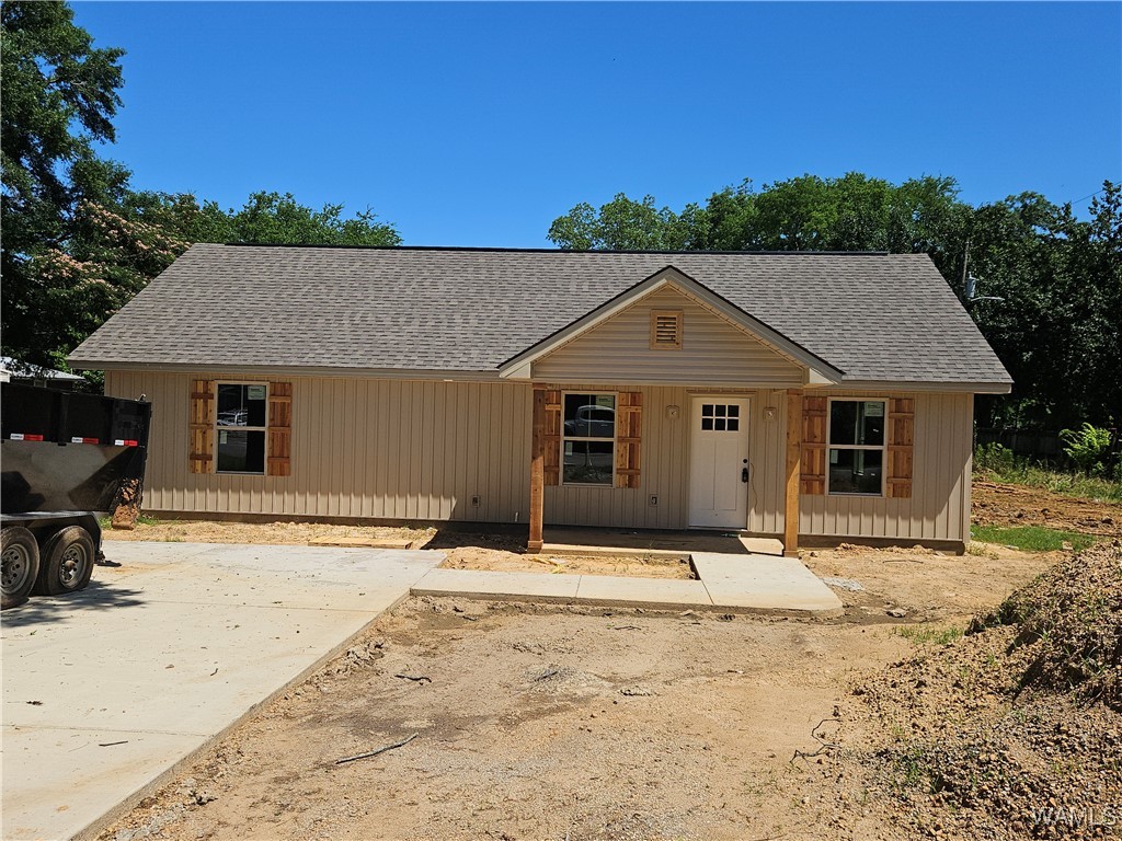 320 3rd Avenue, Moundville, Alabama image 1