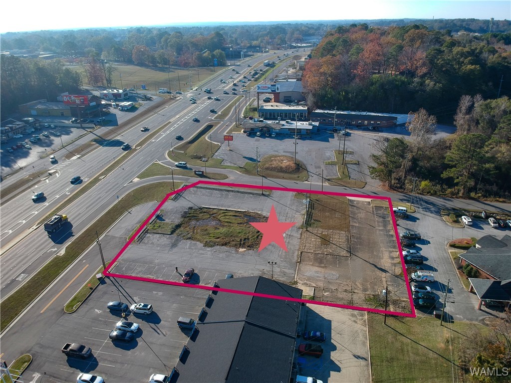 Photo 1 of 4 — 824 McFarland Boulevard, Northport, AL 35476