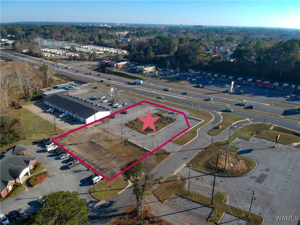 824 McFarland Boulevard