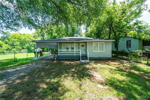 Homes For Sale - 2697 24th Street<br/> Tuscaloosa, AL 35401