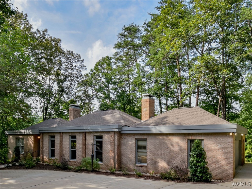 8409 Essex Circle, Tuscaloosa, Alabama image 1