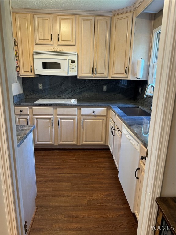6115 Autumnwood Lane, Tuscaloosa, Alabama image 2