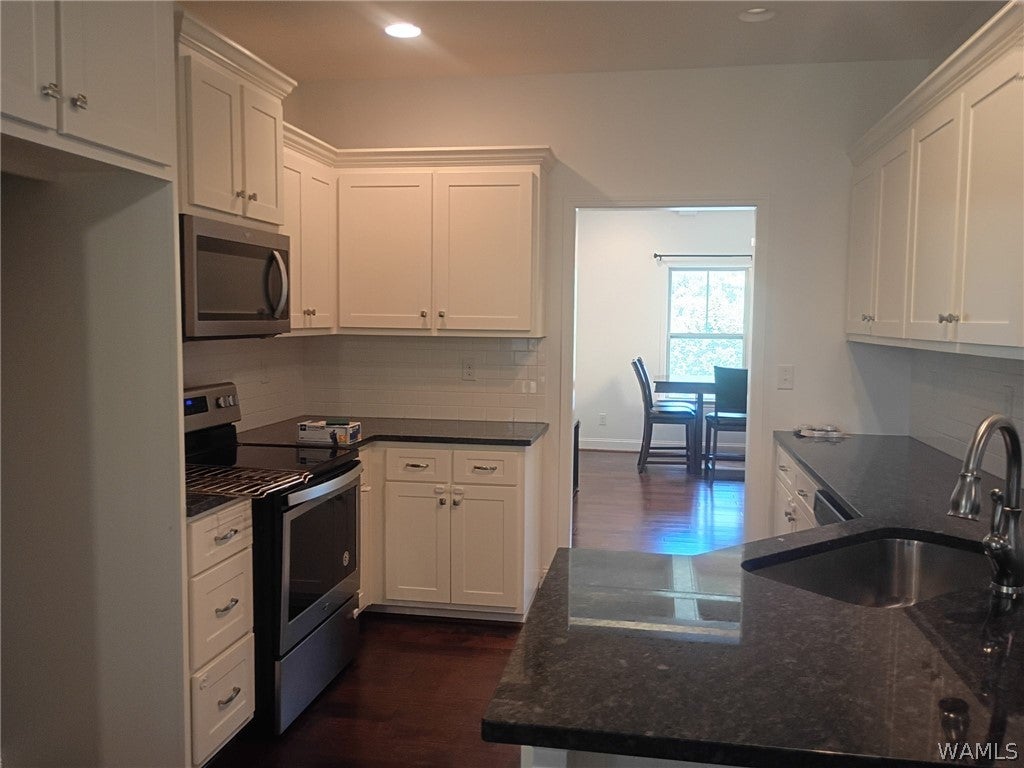 21357 MICHELLE Drive