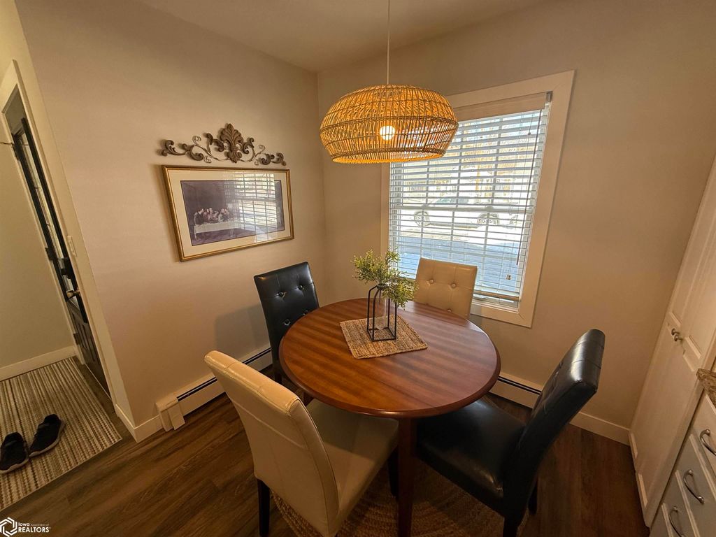 Photo of 11 Sunset View Drive, Clear Lake, IA 50428 (MLS # 6335577)