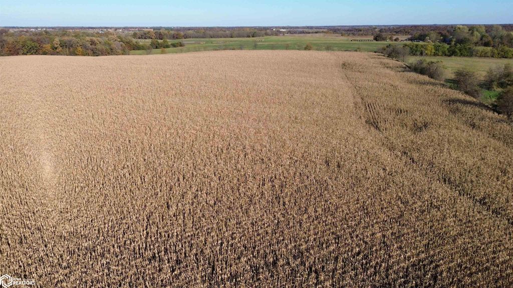 Photo of 52 A Scarlet Avenue, Bloomfield, IA 52537 (MLS # 6333389)