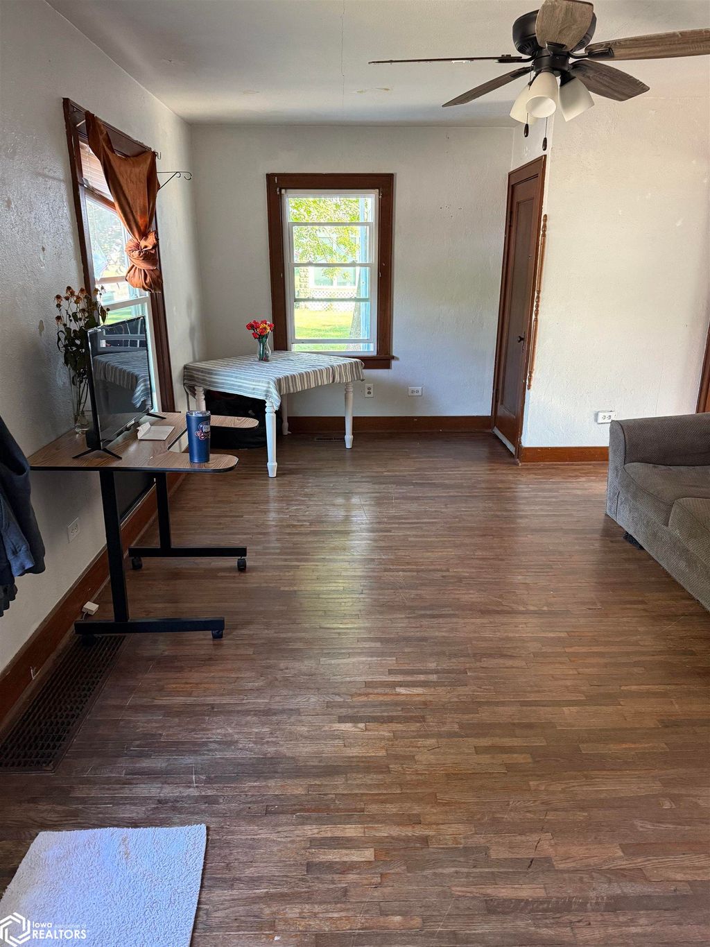 Photo of 310 S Jefferson Street, Mount Pleasant, IA 52641 (MLS # 6331559)