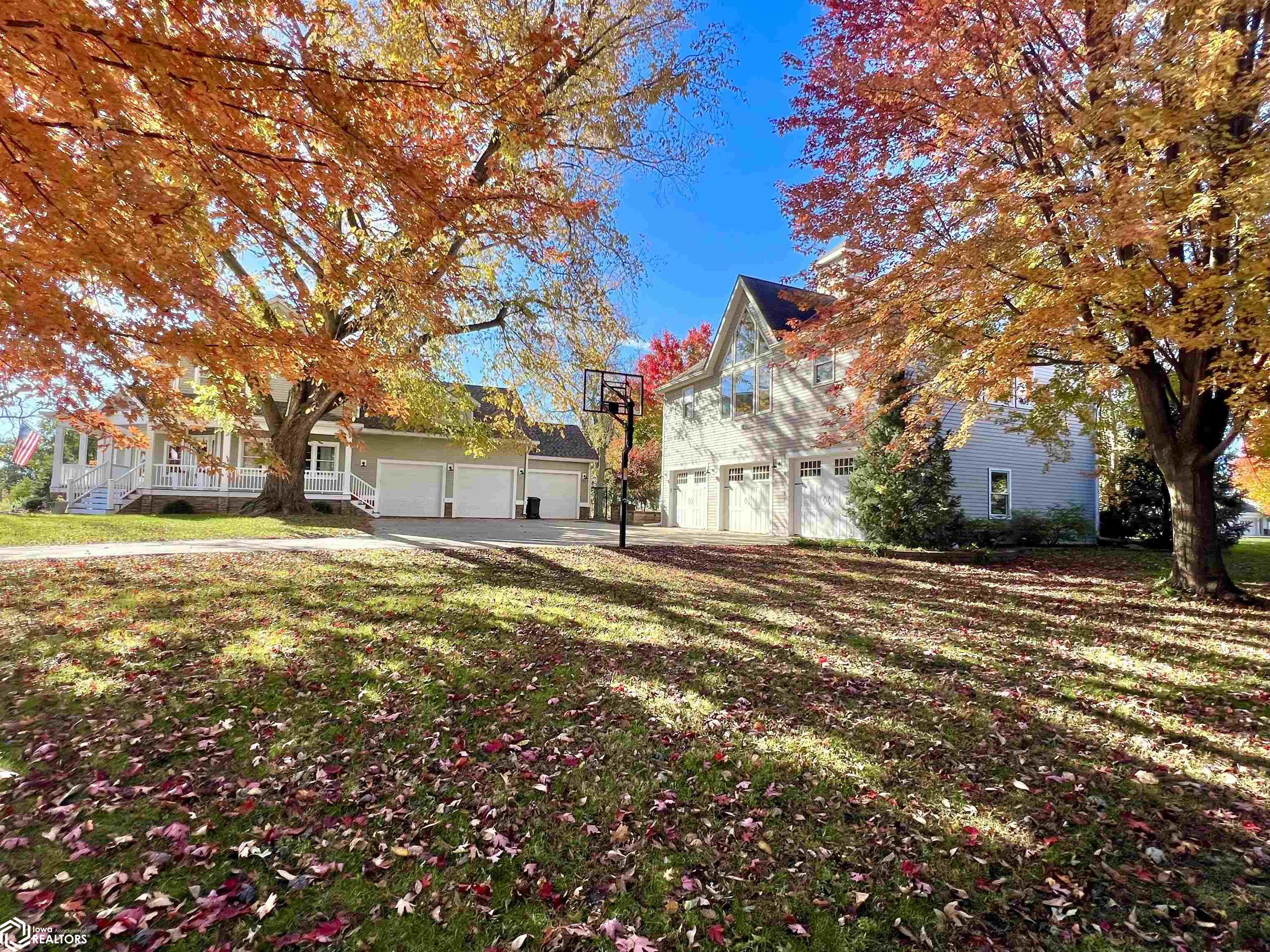 1149 W 28th Street S