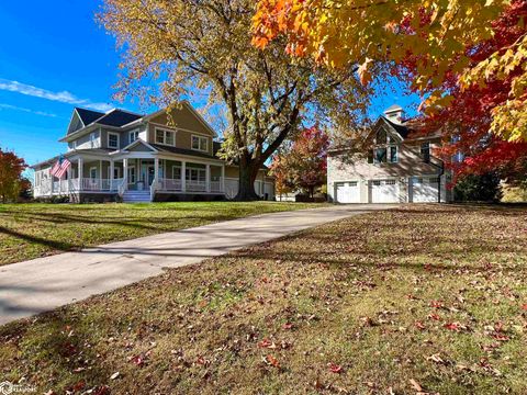 1149 W 28th Street S Newton IA 50208