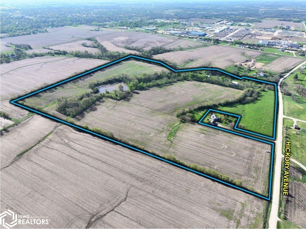Photo of Hickory Avenue, Mount Pleasant, IA 52641 (MLS # 6337588)
