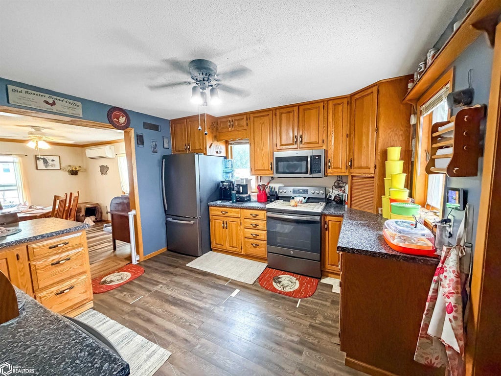 Photo of 716 Broadway Street, Dumont, IA 50625 (MLS # 6341333)