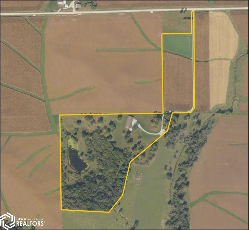 Photo of 886 Henik Road, Mount Vernon, IA 52314 (MLS # 6336311)