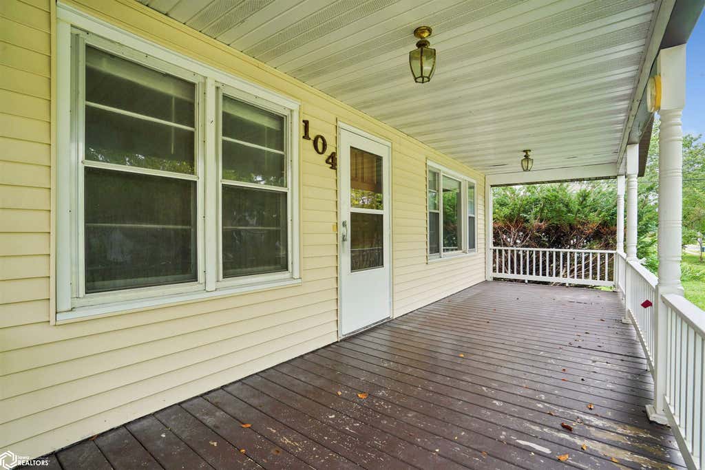 Photo of 104 W Second St. ST, Mount Pleasant, IA 52641 (MLS # 6341667)