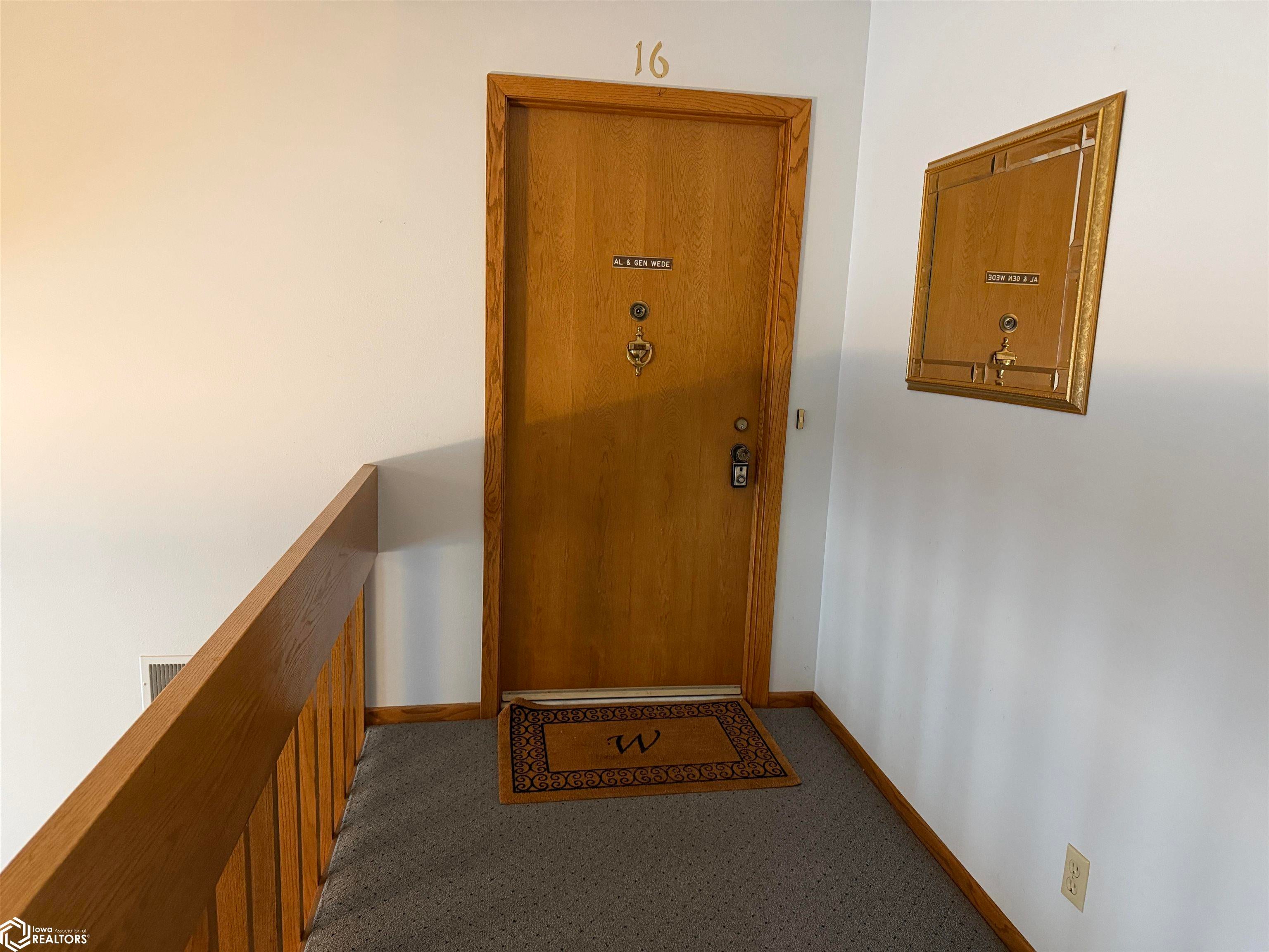 1505 E 14th Street 16