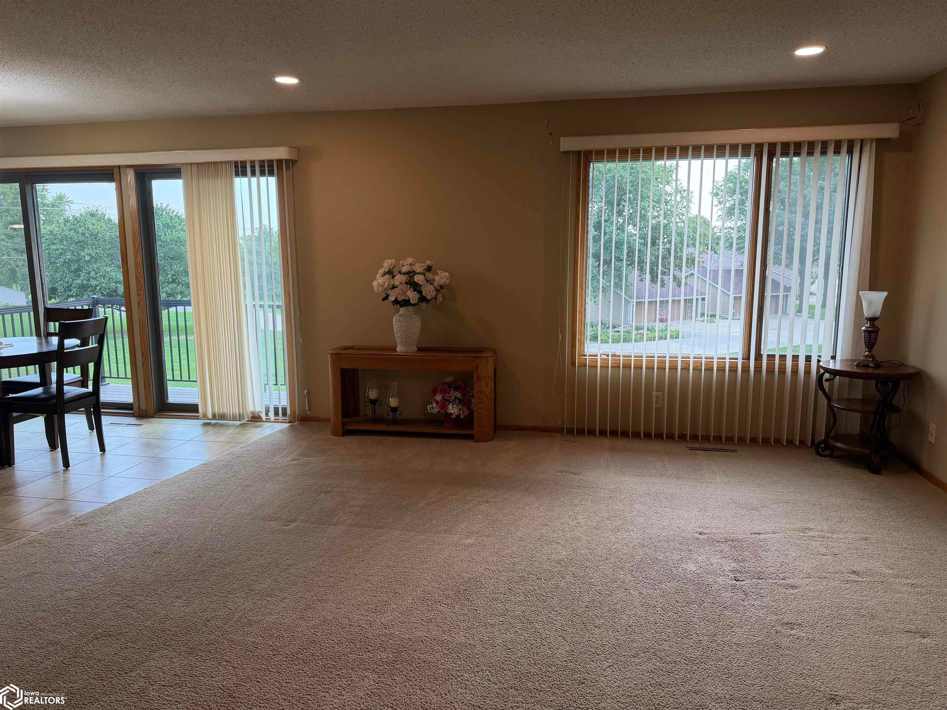 1505 E 14th Street 16