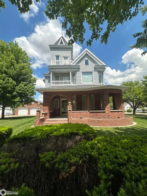 1011 MIDDLE ST, MEDIAPOLIS, IA 52637 - Image 085a1205a58b2c6b8e7992d0d9ddccb7/889267589