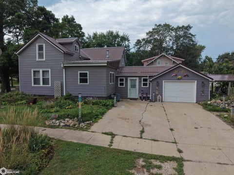 Tiny photo for 1021 1St Avenue, Ackley, IA 50601 (MLS # 6342378)
