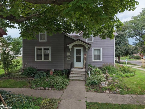 Tiny photo for 1021 1St Avenue, Ackley, IA 50601 (MLS # 6342378)