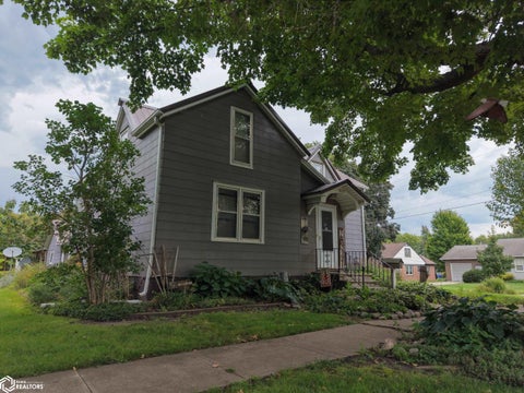 Tiny photo for 1021 1St Avenue, Ackley, IA 50601 (MLS # 6342378)