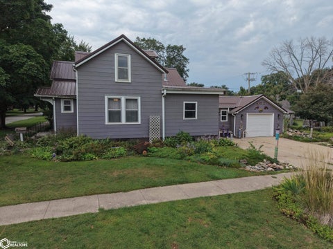 Tiny photo for 1021 1St Avenue, Ackley, IA 50601 (MLS # 6342378)