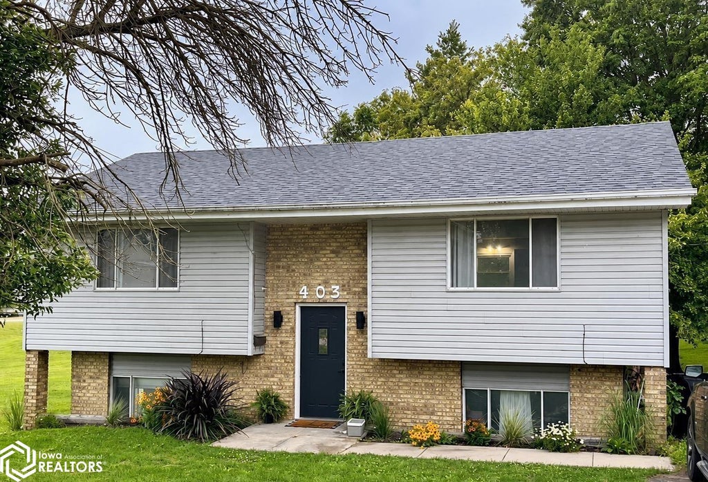 Photo of 403 S Fillmore Street, Mount Ayr, IA 50854 (MLS # 6343481)