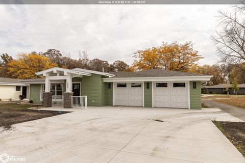 203 Glen Oaks Drive Clear Lake IA 50428