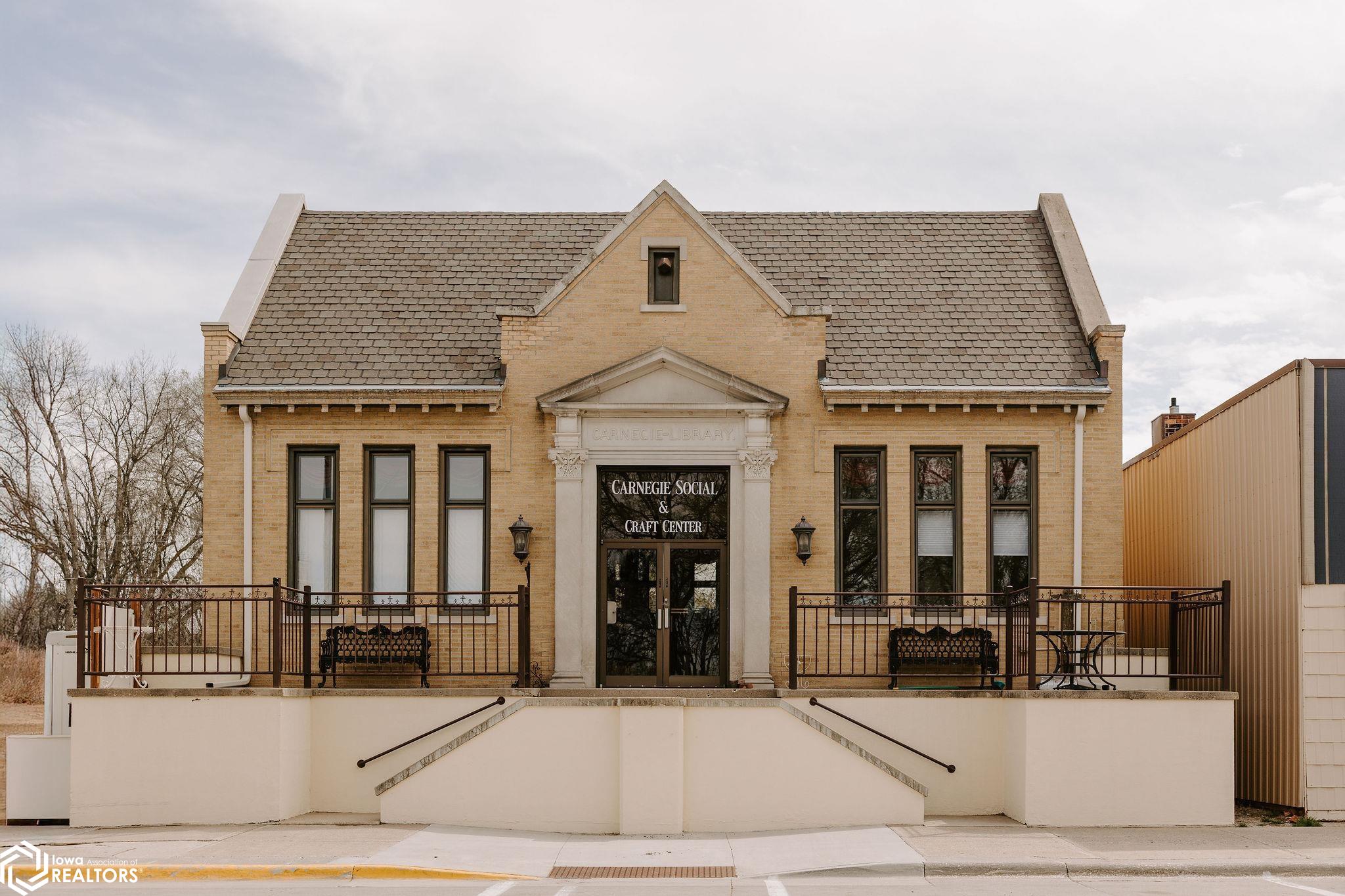 Photo 1 of 44 — 120 N Illinois Street, Lake City, IA 51449