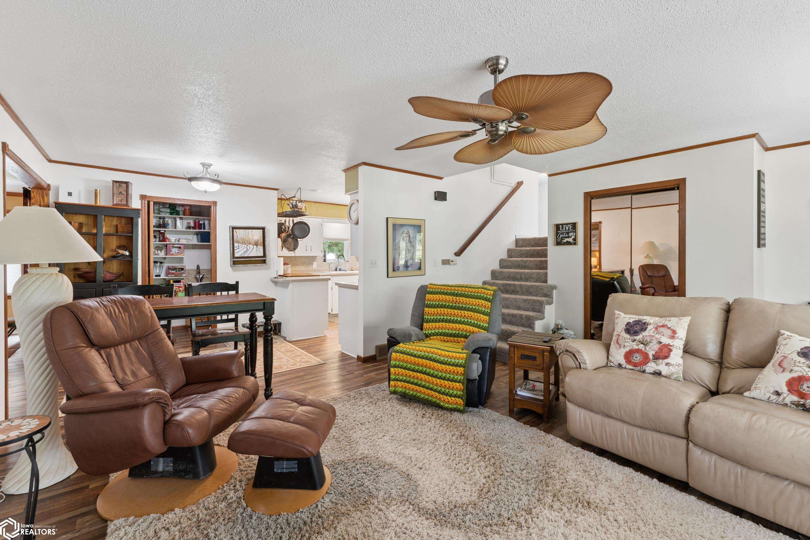 2512 S Shore Drive
