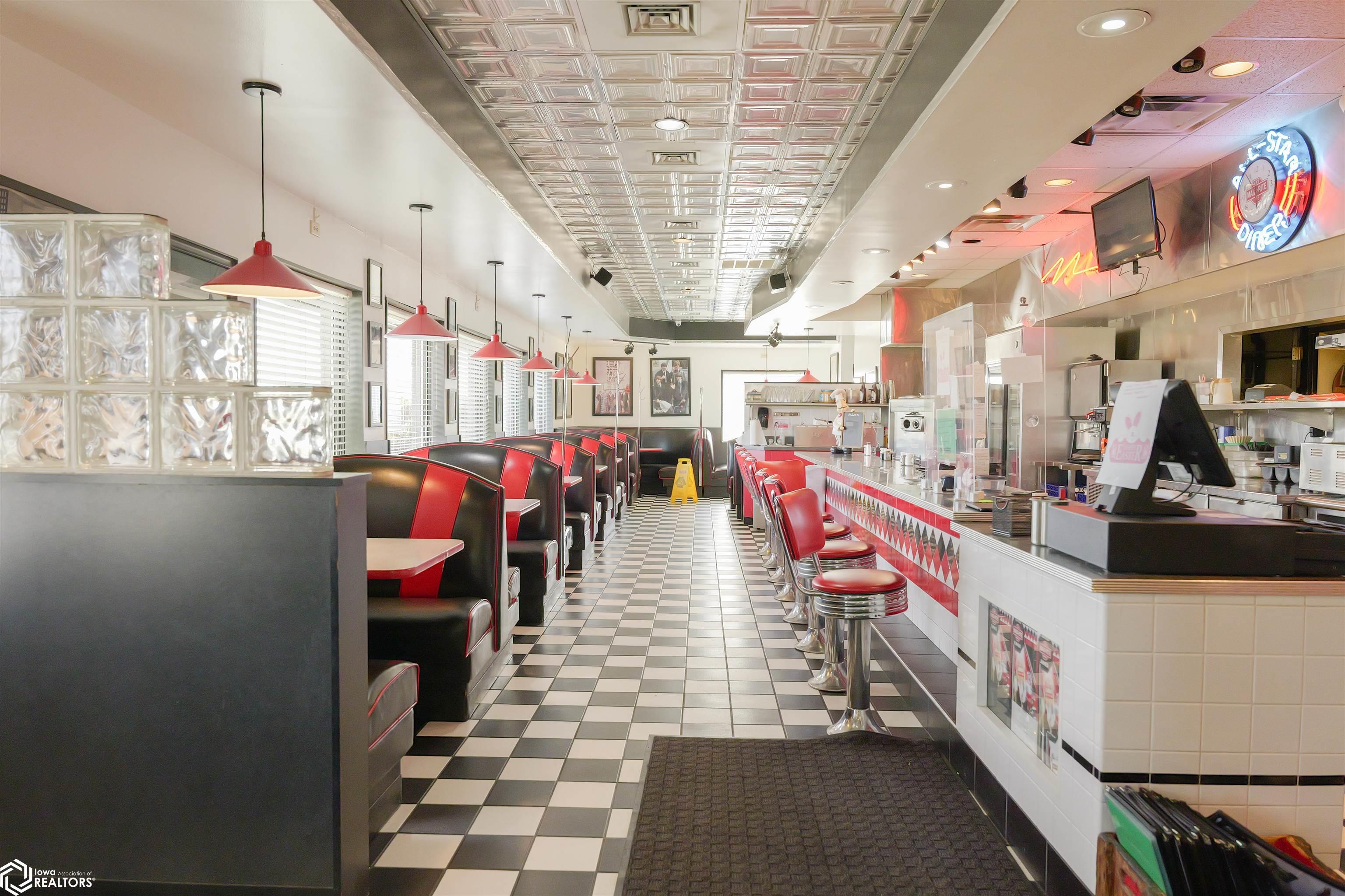 112 W Division Street