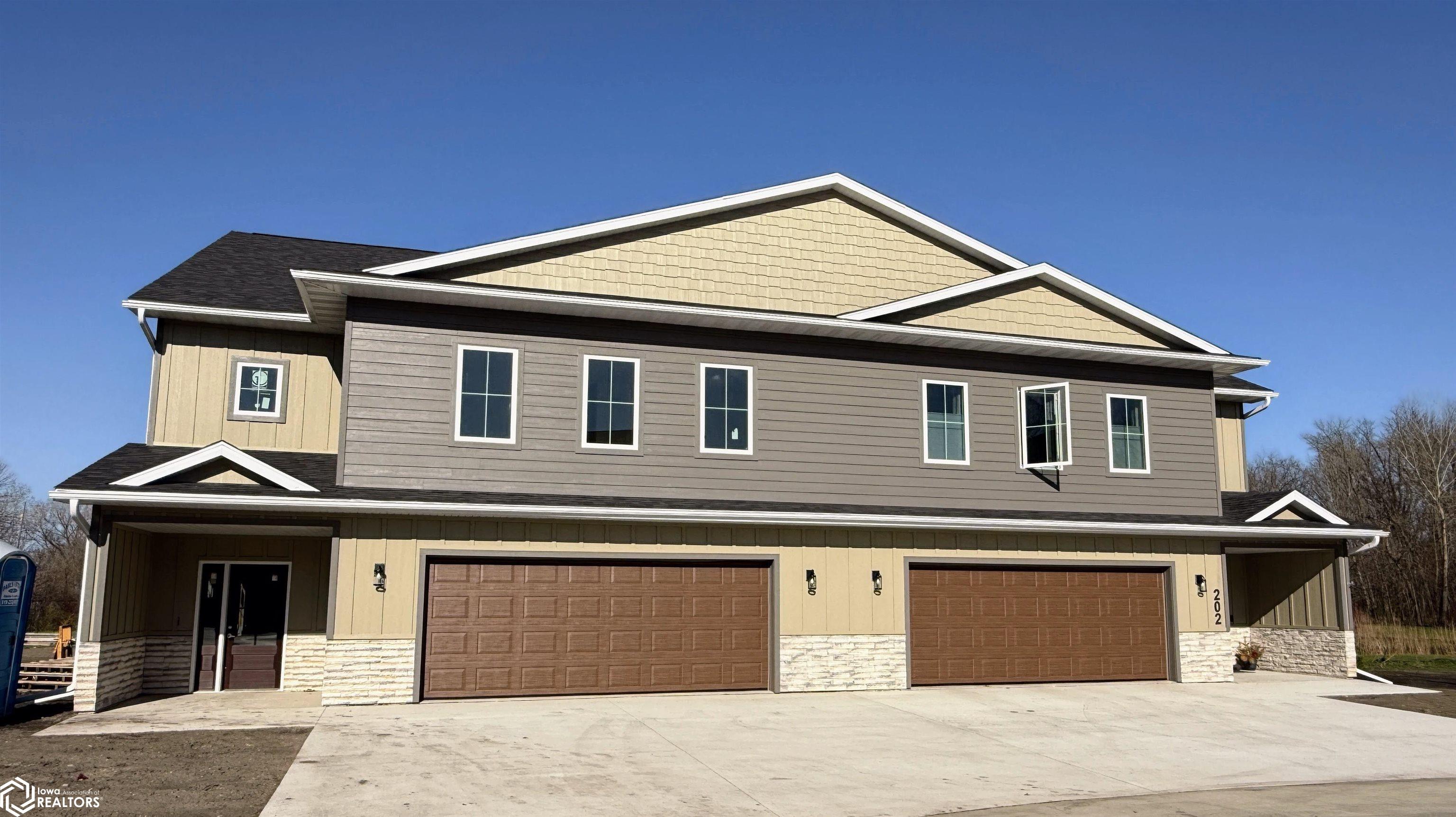 204 Stonebrook Ct