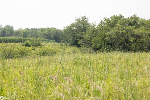 Tiny photo for TBD Pin Oaks Lane, Mount Pleasant, IA 52641 (MLS # 6330698)