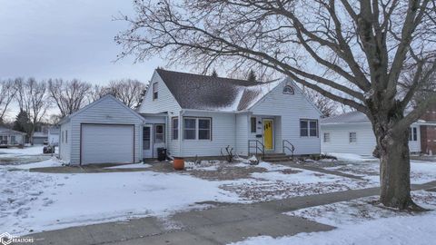 Tiny photo for 606 4th Avenue, Ackley, IA 50601 (MLS # 6334570)