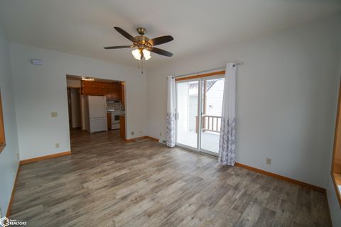 Tiny photo for 606 4th Avenue, Ackley, IA 50601 (MLS # 6334570)