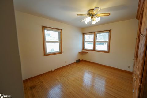 Tiny photo for 606 4th Avenue, Ackley, IA 50601 (MLS # 6334570)
