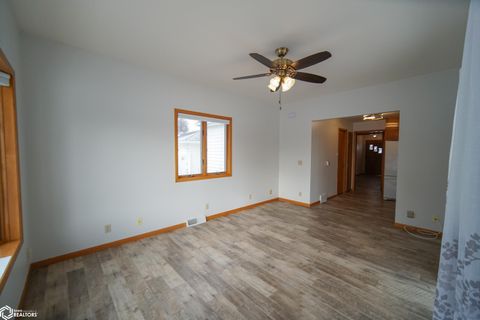 Tiny photo for 606 4th Avenue, Ackley, IA 50601 (MLS # 6334570)