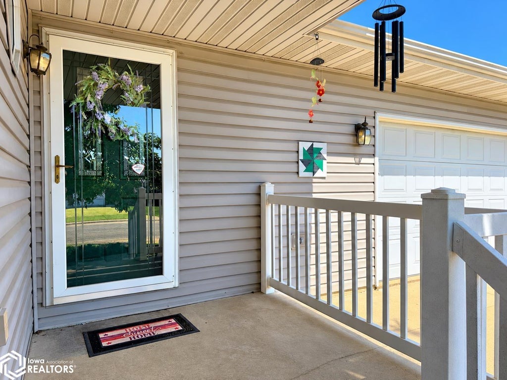 Photo of 610 Iowa Joe Street, West Point, IA 52656 (MLS # 6342409)