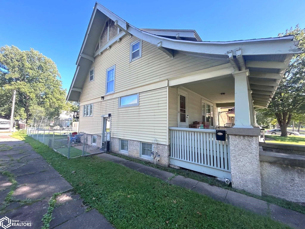Photo of 505 Chester Avenue, Ottumwa, IA 52501 (MLS # 6343418)