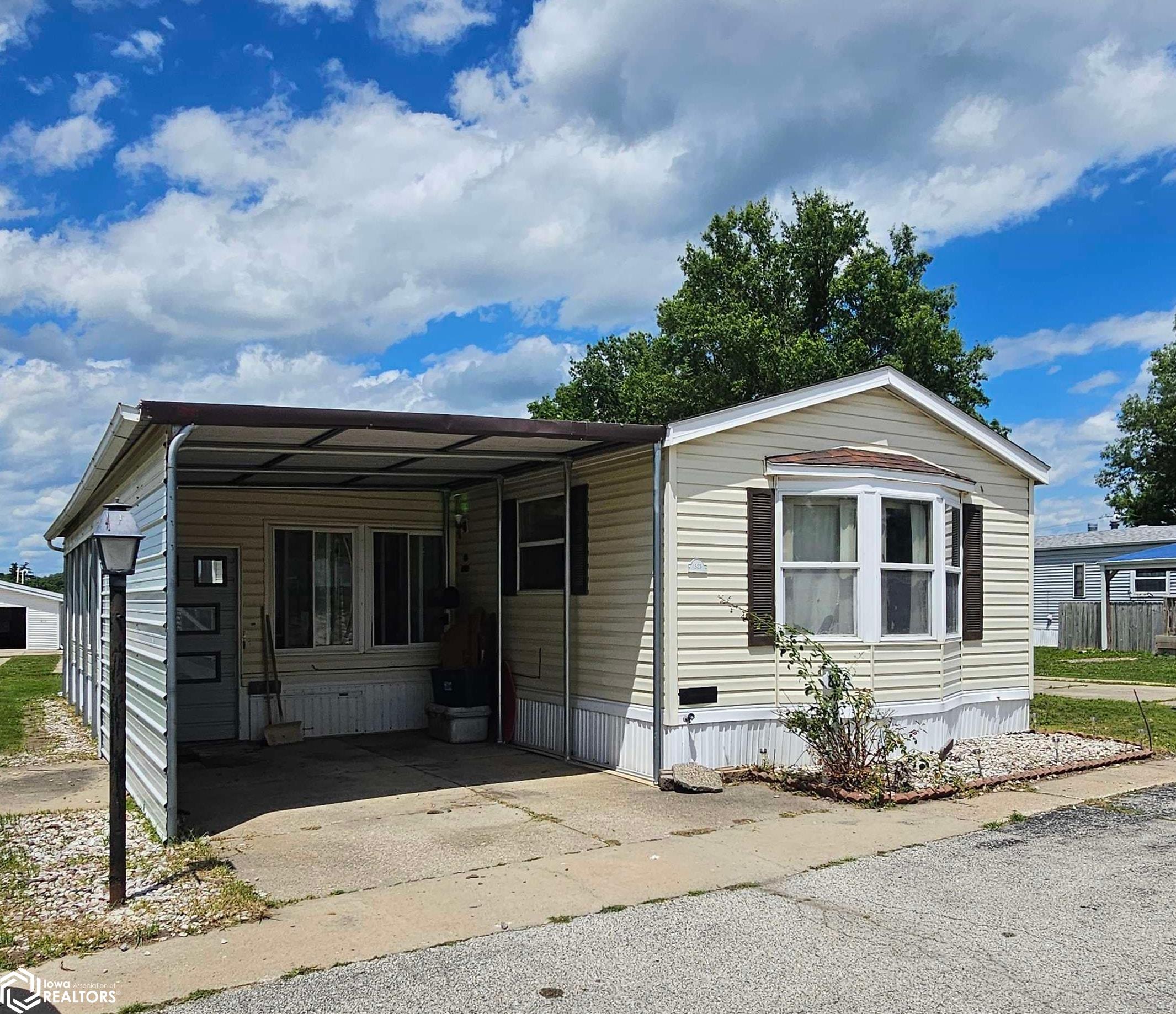 Photo 1 of 18 — 807 Flagship, Creston, IA 50801
