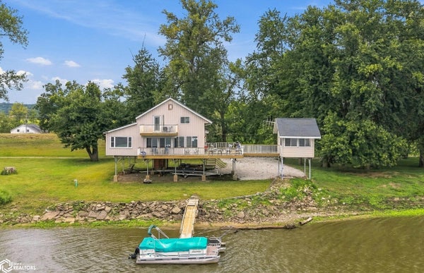 310 EDGEWATER BEACH RD, BURLINGTON, IA 52601 - Image 10baec1cdd51e65fd1bc3e0baaa6d556/329865011