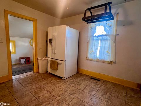 Tiny photo for 495 Wren Avenue, Ackley, IA 50601 (MLS # 6334618)