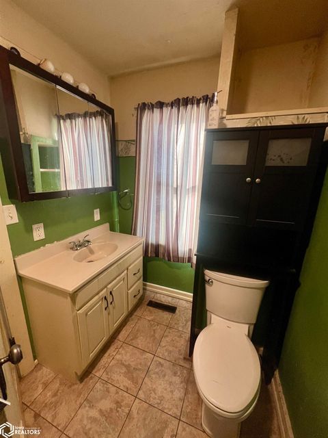 Tiny photo for 495 Wren Avenue, Ackley, IA 50601 (MLS # 6334618)