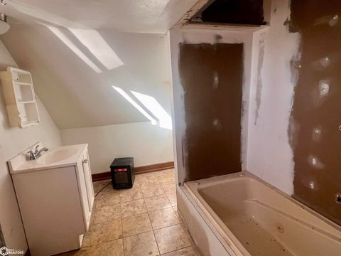 Tiny photo for 495 Wren Avenue, Ackley, IA 50601 (MLS # 6334618)