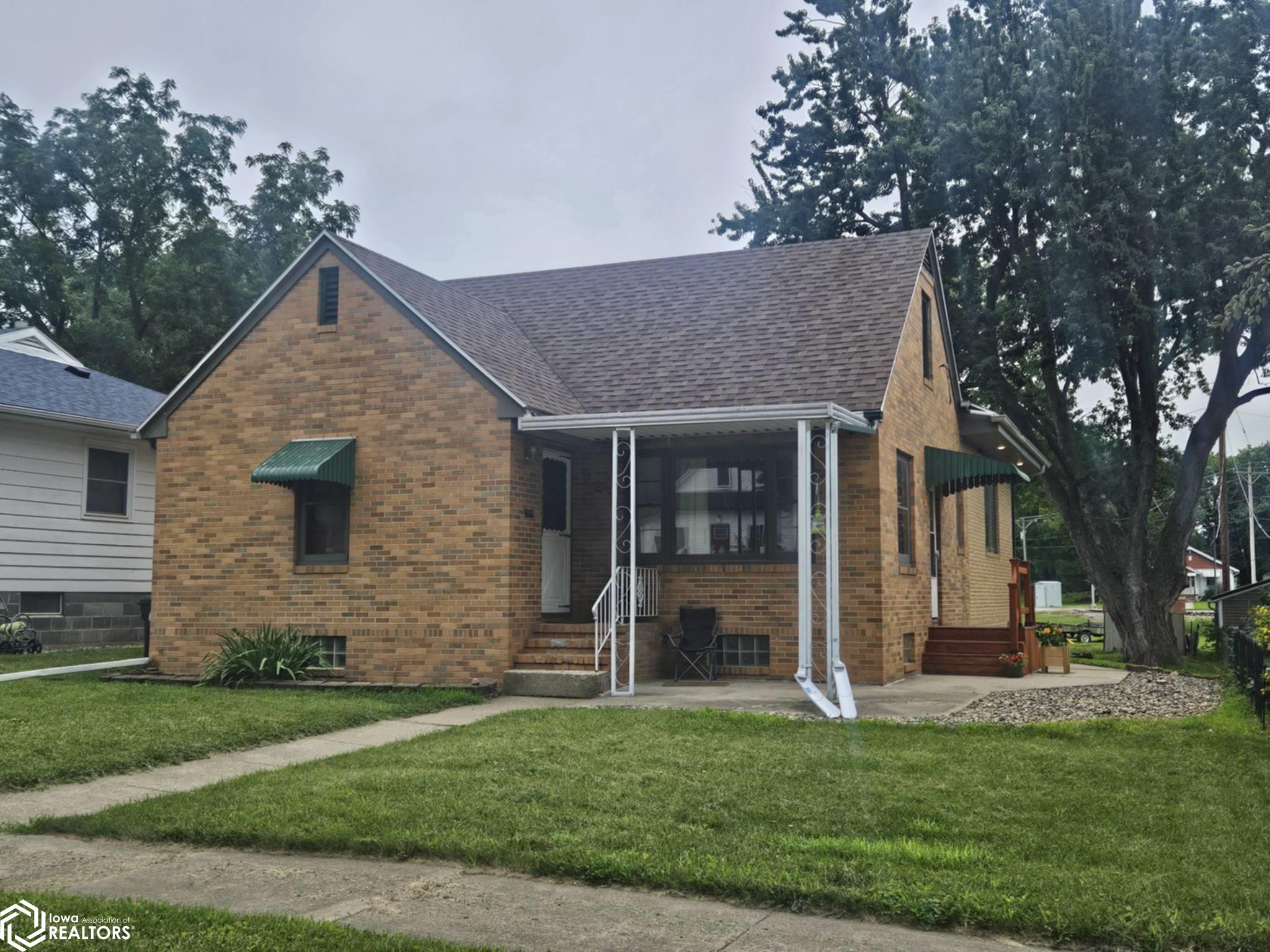 Photo 1 of 29 — 927 S 16Th Street, Fort Dodge, IA 50501