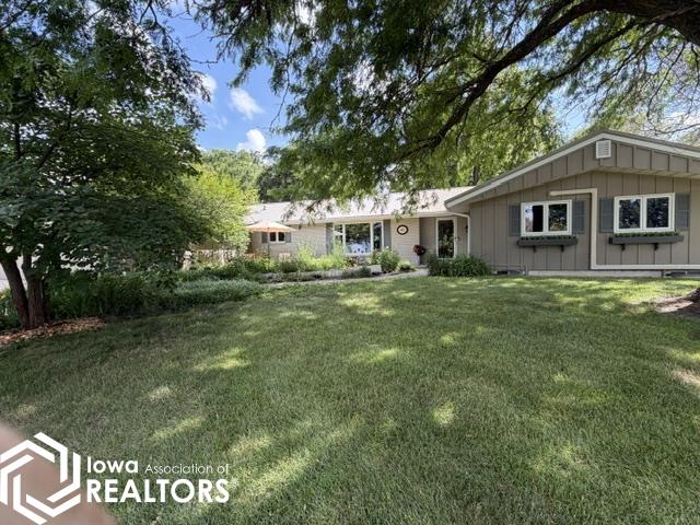 Photo 1 of 35 — 45 Four Winds Drive, Clear Lake, IA 50428
