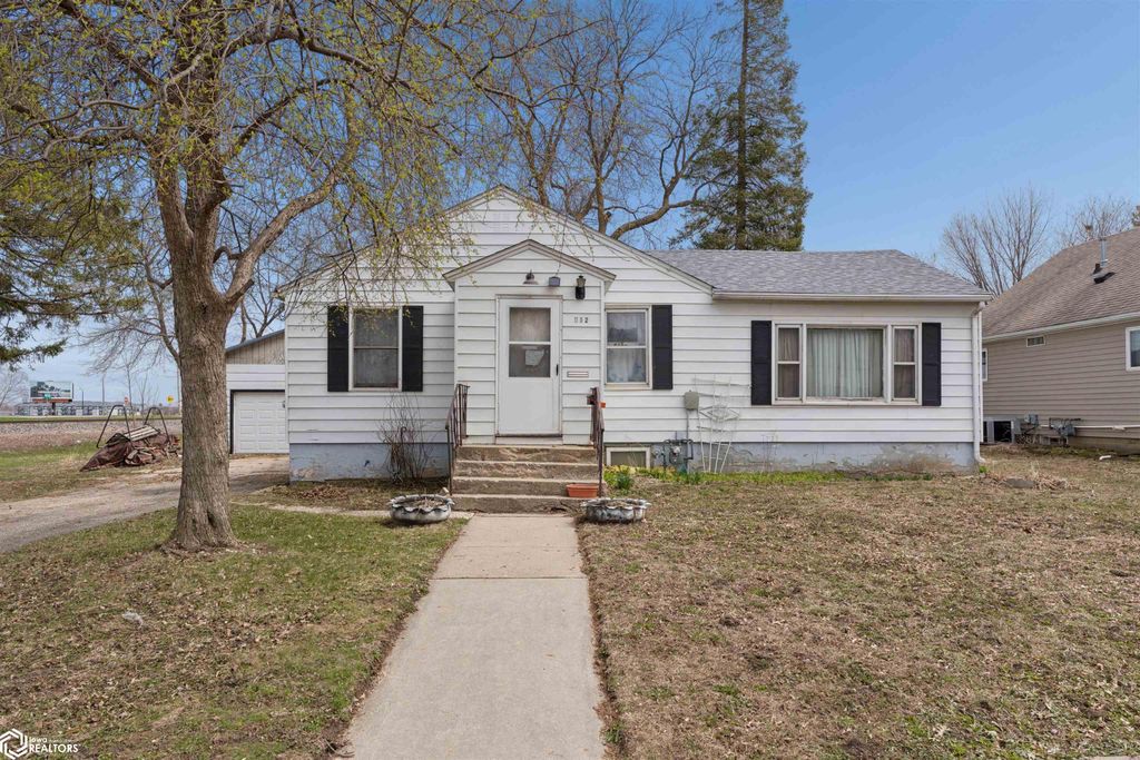 Photo of 912 N 12th Street, Clear Lake, IA 50428 (MLS # 6337564)