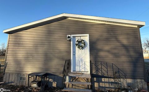 201 5th St Murray IA 50174