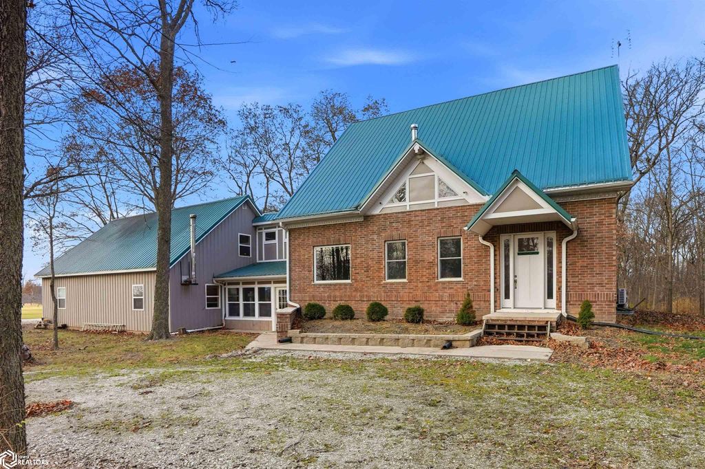 Photo of 3300-1 Underwood Avenue, Crawfordsville, IA 52621 (MLS # 6334267)