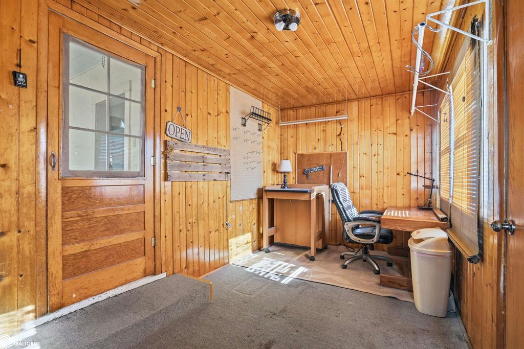Photo of 100 N Main Street, Albion, IA 50005 (MLS # 6337699)