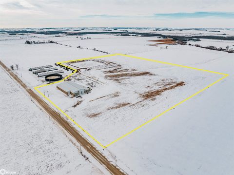 13395 Bell Avenue Riceville IA 50466