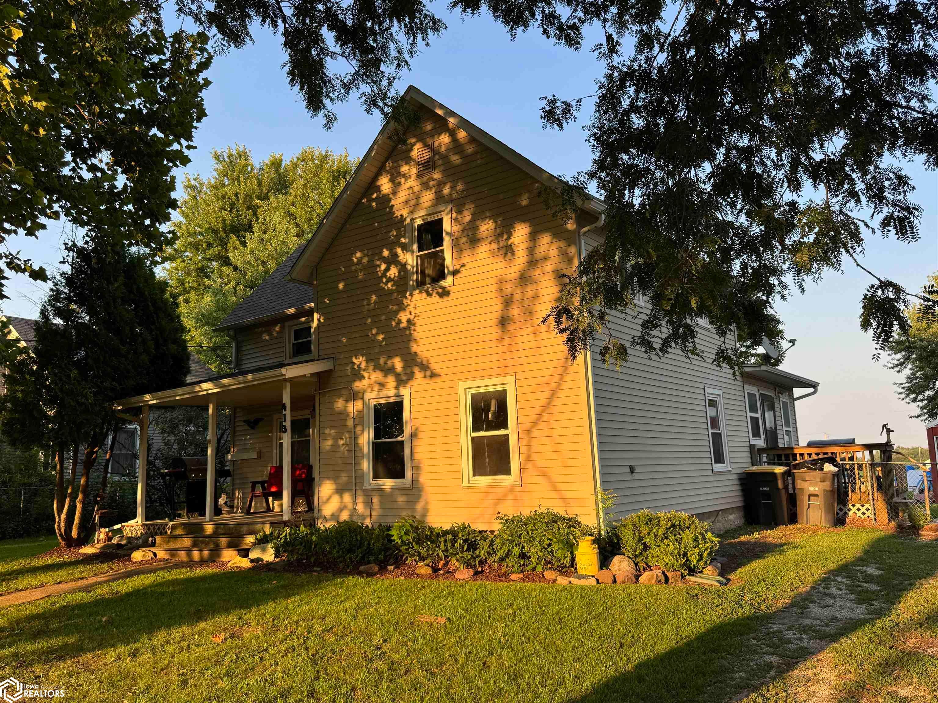 413 McClellan Street